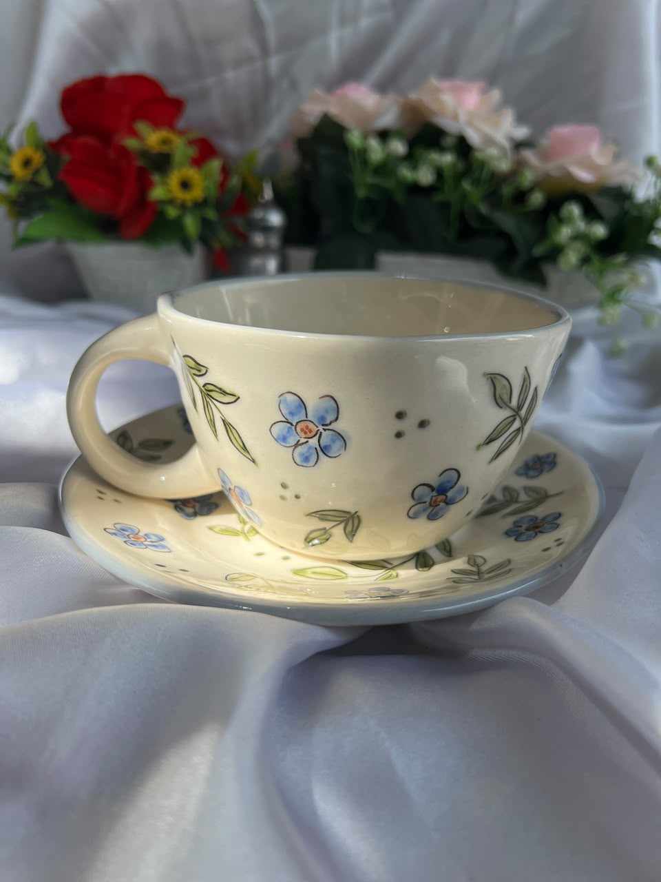 The Vintage Floral Mug Set: